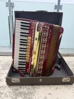 Hohner Atlantic Akkordeon – Rot/Gold – Inkl. Koffer