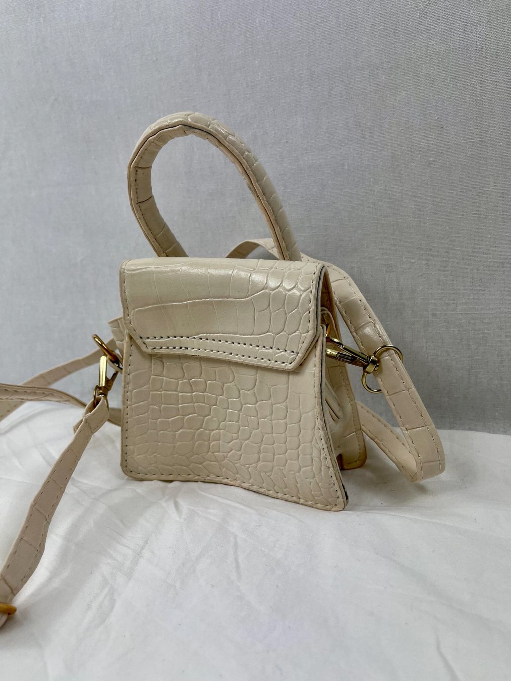 Borse da donna: Tasche - Umhängetasche - Minitasche – Nuovo (secondo la descrizione) da Romanshorn venduto da MAFLOMAS 3