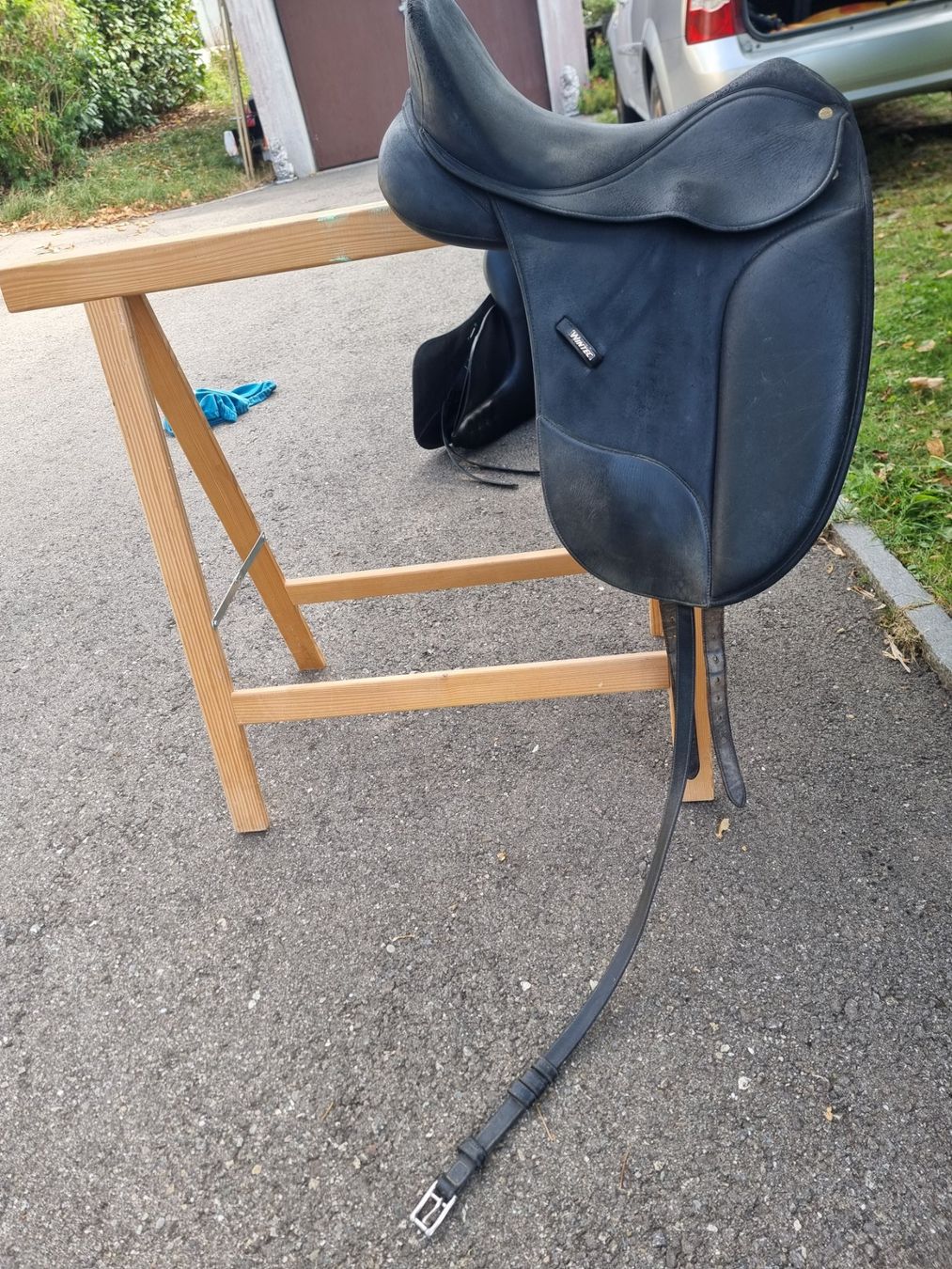 Selles, accessoires: Wintec Sattel Grösse 17 – D'occasion à Beggingen par Wendy222