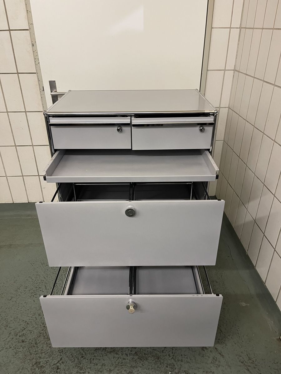 USM Eléments de bureau: USM Haller Sideboard Mattsilber 1x3 – D'occasion à Dietikon par Kumar_Occasionen 4