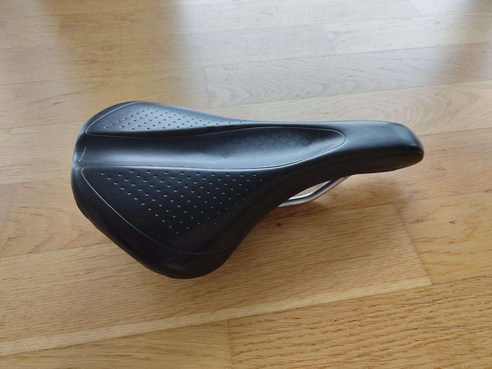 Specialized Pezzi di ricambio: MTB Velosattel Specialized 155 mm (Damen) – Usato da Heerbrugg venduto da san_dr2y
