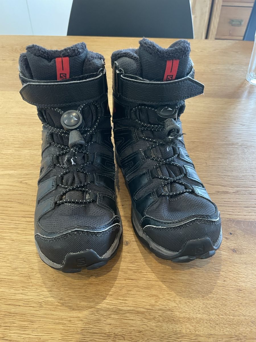 Scarpe per ragazzi: Salomon winterschuhe gr. 33 – Usato da Recherswil venduto da grafics 4