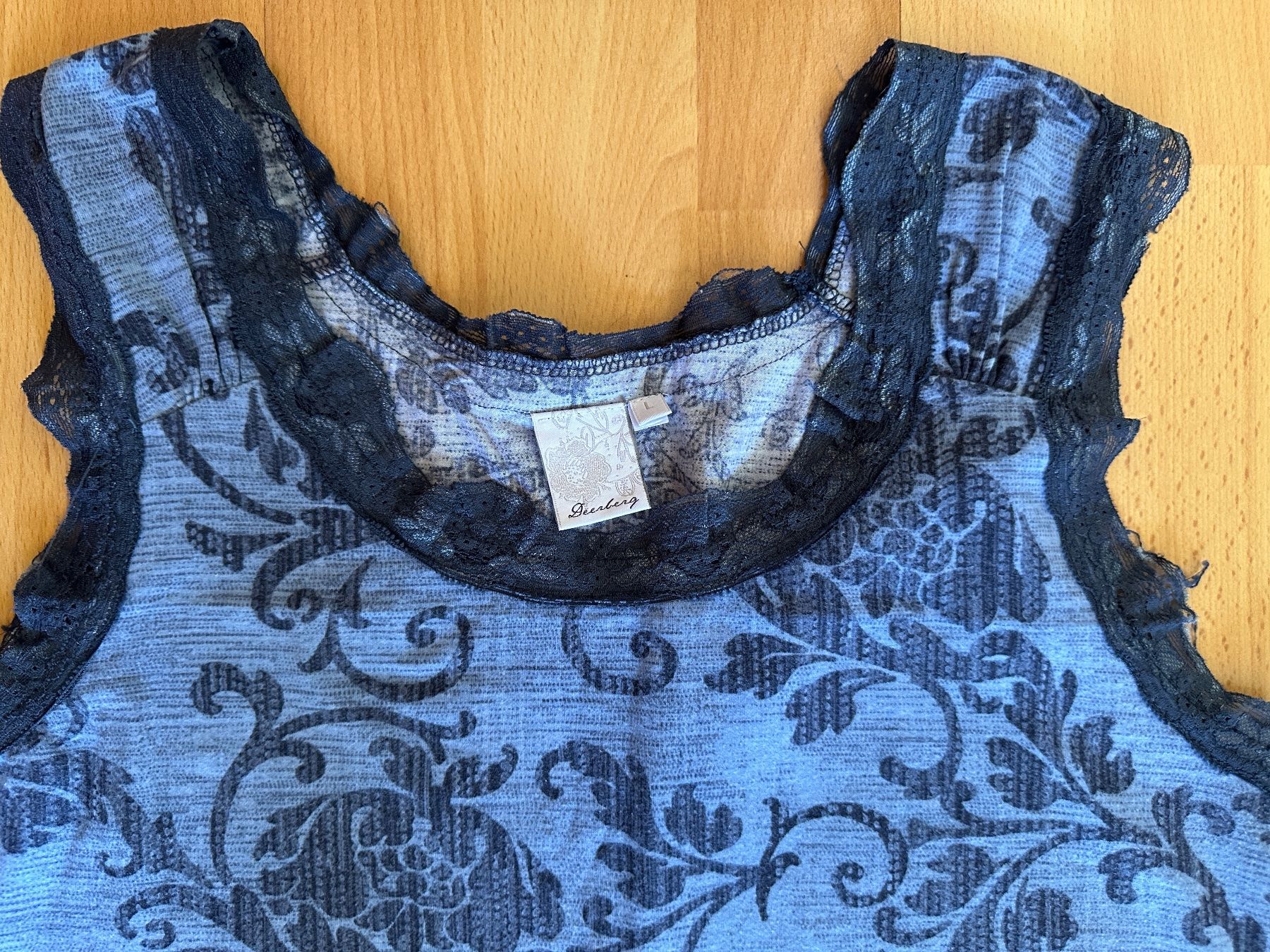 Deerberg Tops: Deerberg Tops – D'occasion à Luzern par Sesilija 5