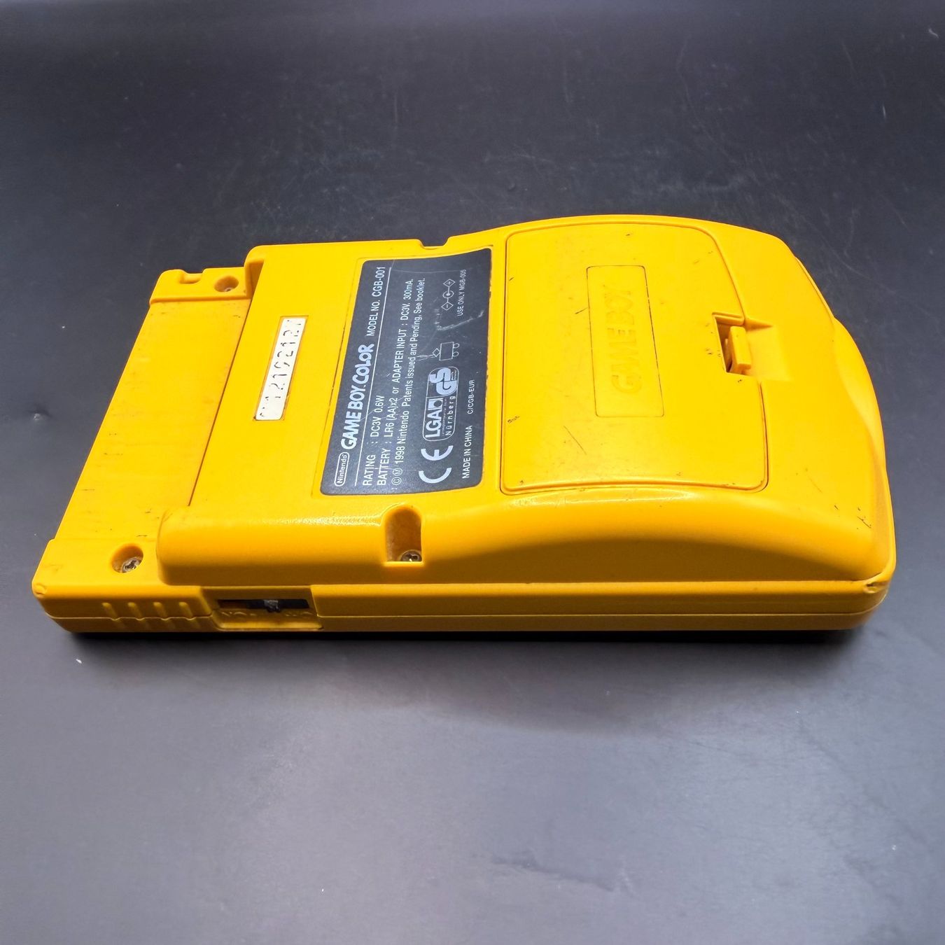 Nintendo Console: Nintendo Game Boy Color Gelb – Difettoso da Düdingen venduto da Nerdworld 8