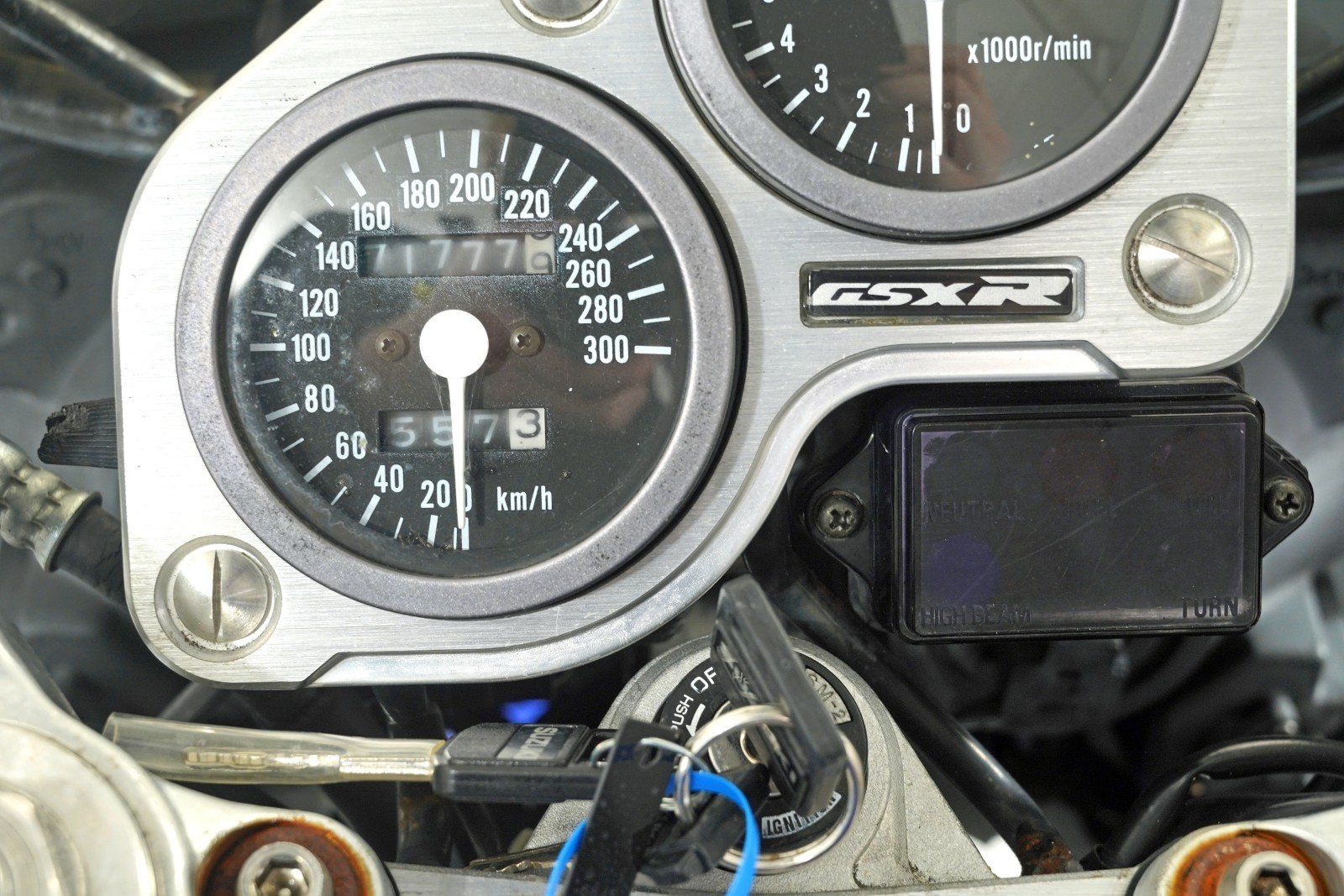 Suzuki Strada: Suzuki GSX-R 1100 – Usato da Winterthur venduto da MCW 8