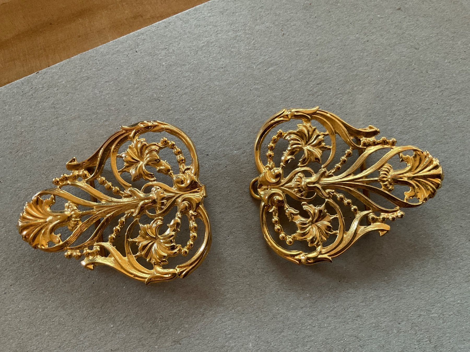 Fibbie per cinture: Gürtelschnalle gold farbig – Usato da Rümlang venduto da euqinom16 2