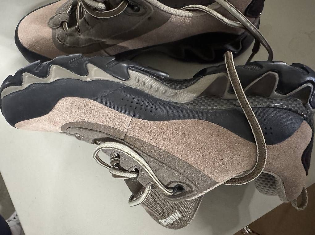 Meindl Scarpe da donna: Meindl Wanderschuhe Gore-Tex, Grösse 37.5, NEU – Nuovo e nell'imballaggio originale da pratteln venduto da audimaster 1
