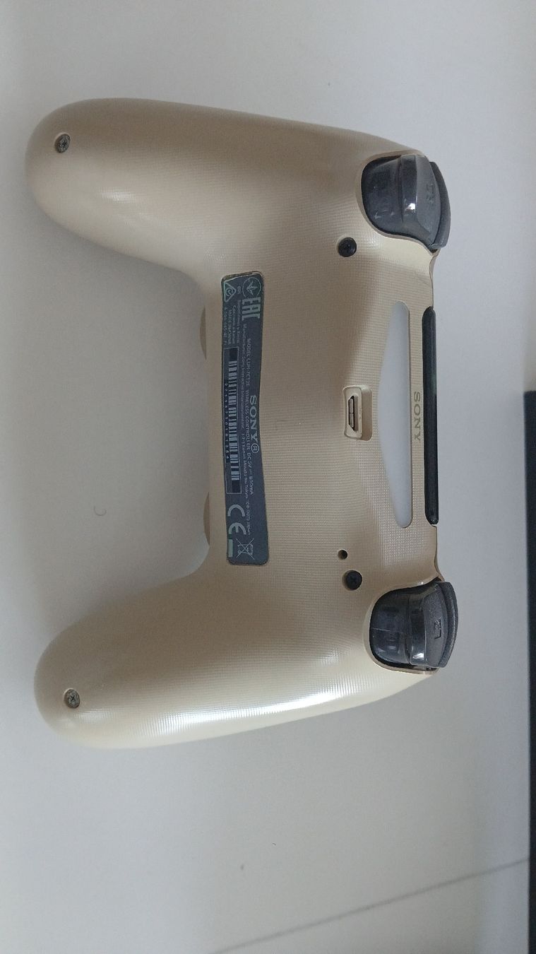 Sony Manettes: Sony PS4 Dualshock controller – Neuf (Voir description) à Grenchen par Nathaniel74 1