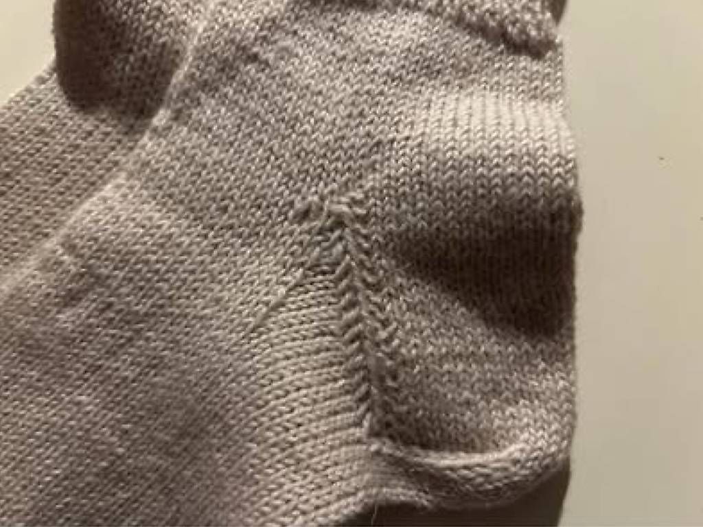 Calze: Handgestrickte Socken  – Nuovo e nell'imballaggio originale da Frauenfeld venduto da ire_q29k 4