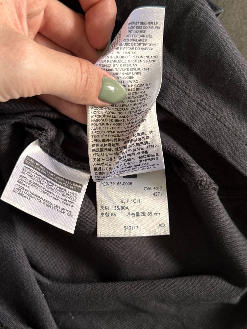 Levi's T-Shirts: Basic Shirt Levi‘s Gr. S anthrazit / grau – Gebraucht aus Rothrist von Fondgruebe 9