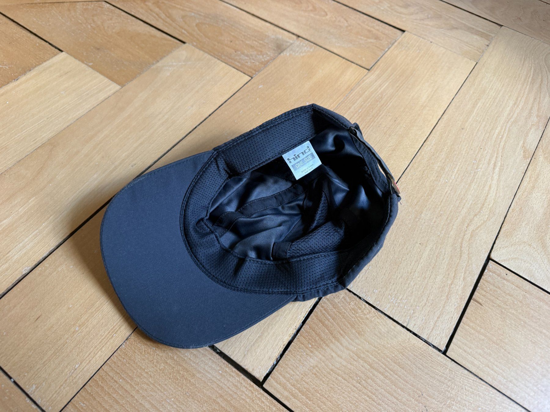 Copricapi, berretti & cappellini: HIND - Sport Cap dunkelgrau – Usato da Zürich venduto da Diazaio 2