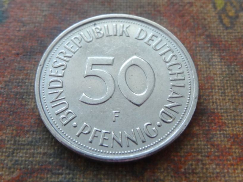 Tutti le monete: DEUTSCHLAND 50 Pfennig 1982 – Usato da Romanel-sur-Lausanne venduto da Swift13 1