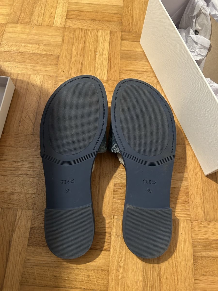 Guess Scarpe da donna: Blaue guess sandalen – Nuovo (secondo la descrizione) da Buchrain venduto da pau_rz26 2