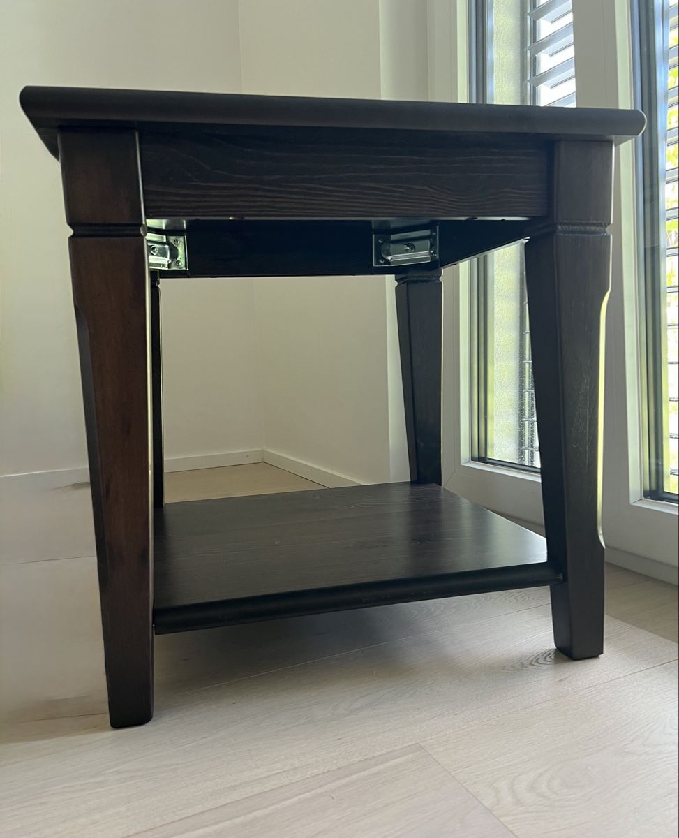 Tables de nuit: Solid Pine Dark Chocolate Table, Nightstand, New – Neuf avec emballage d'origine à Corsier GE par Karol_save_planet 6