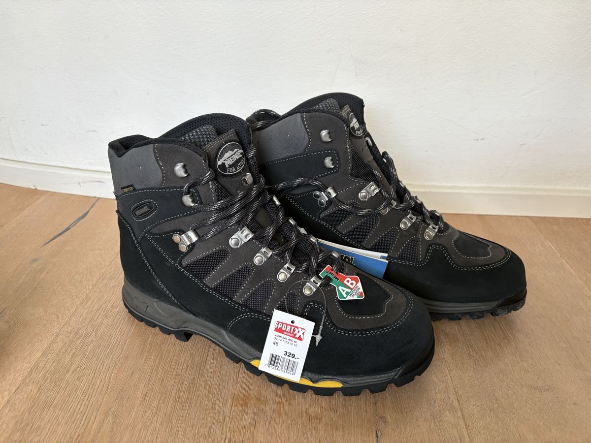 Meindl Scarpe da uomo: Meindl Air Revolution Wanderschuhe Gr. 46 NEU – Nuovo (secondo la descrizione) da Maennedorf venduto da Petraam 1