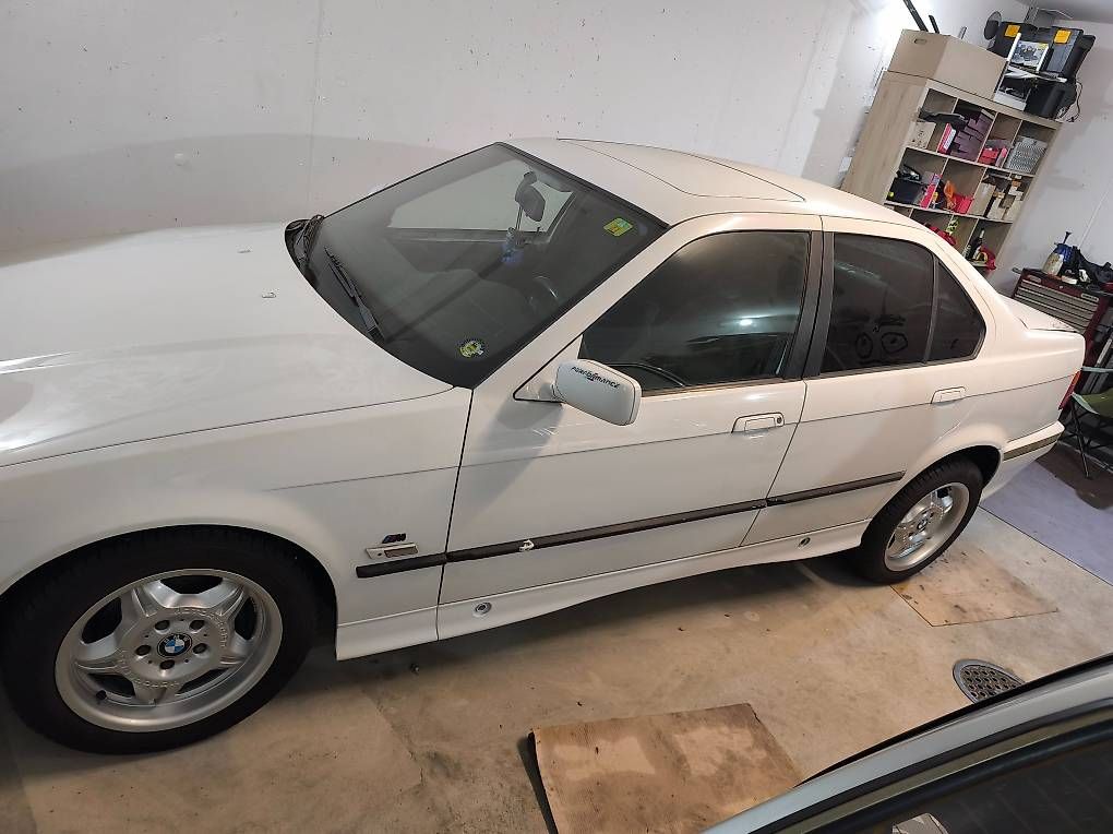Automobili: BMW E36 328i zu verkaufen  – Usato da Zihlschlacht venduto da rad_vvm9 1