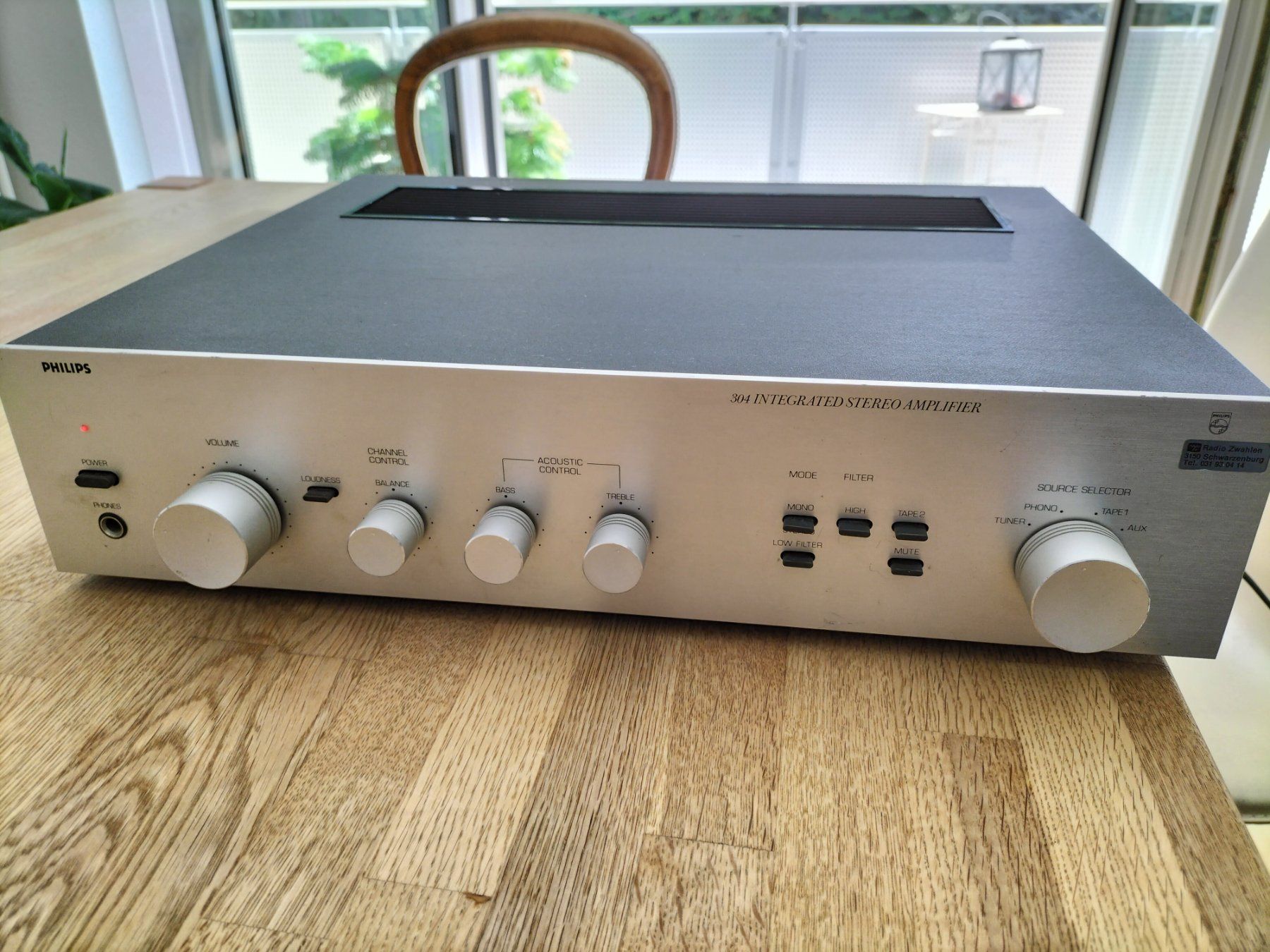 Philips Amplificatori: Verstärker Philips 304 Integrated Stereo Amplifier – Usato da Luzern venduto da ces_xt2k