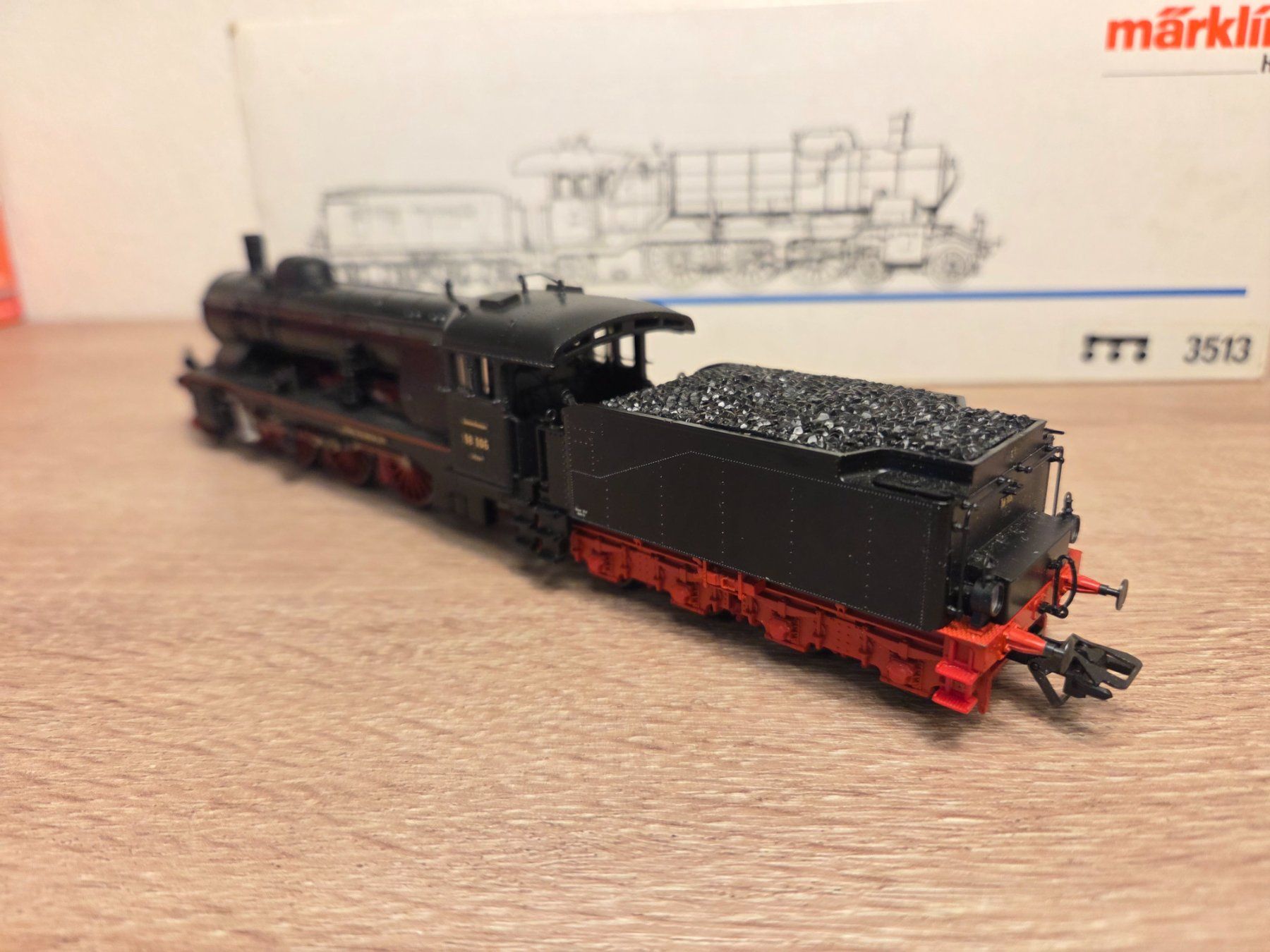 Märklin Modellini di ferrovie: Märklin 3513 Dampflok BR 18.1 DR H0 – Usato da St-Aubin-Sauges venduto da Lo_Go 3