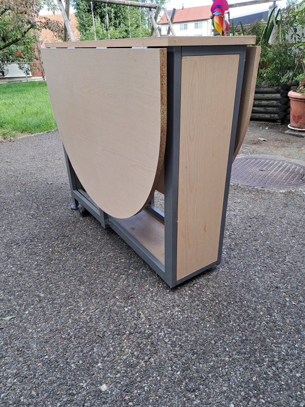 Tavoli: Tisch – Usato da Flawil venduto da Stella_3 2