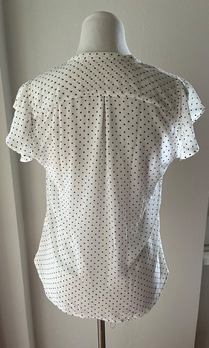 H&M Camicette: Gepunktete Blusen 2er-Set – Usato da Ostermundigen venduto da ser_cg8z 3