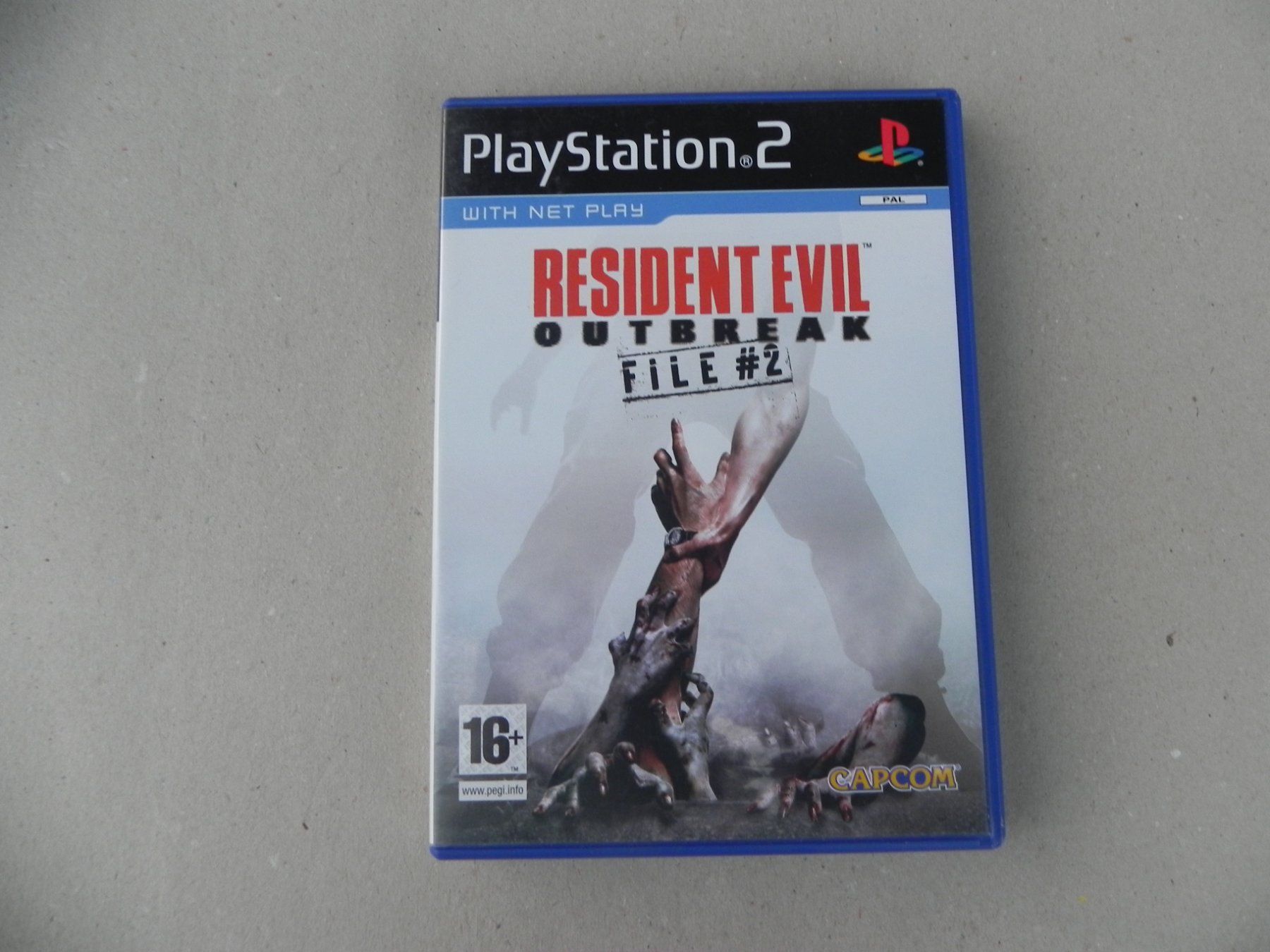 Sony Spiele: Sony PS2  Horror Spiel Game Resident Evil Outbreak Jg.  2004 – Gebraucht aus Siebnen von krimsie