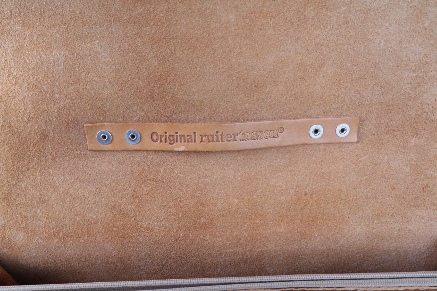 Sacs: Ledertasche Original ruitertassen – D'occasion à Volketswil par brockipfannenstil 3