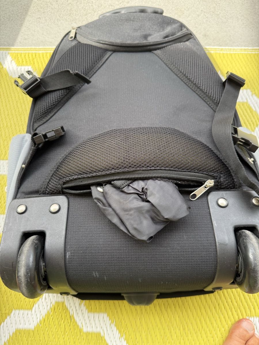 Koffer & Taschen: Rolltasche – Gebraucht aus Winterthur von Montreal63 2