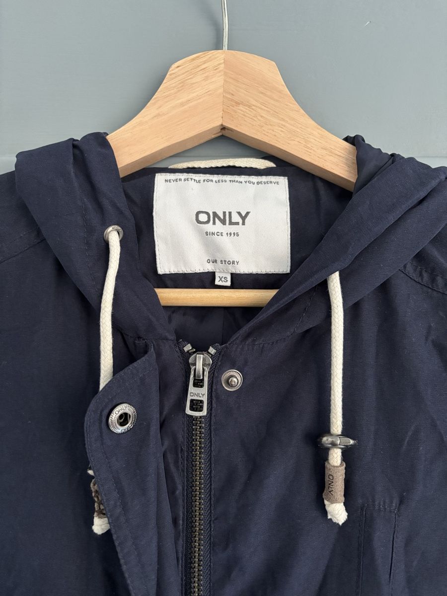 Only Jacken: Übergangsjacke der Marke Only in XS – Gebraucht aus Winterthur von goodwood68 2