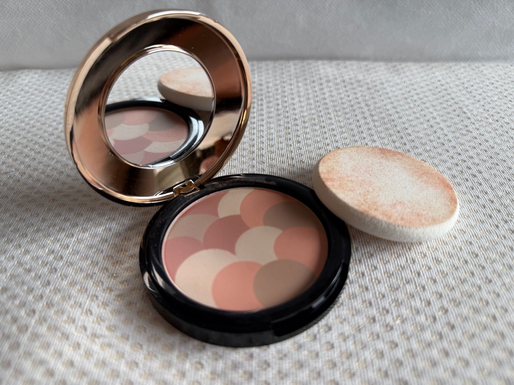 Make-up: Dr. Pierre Ricaud - poudrier - NEUF – Nuovo (secondo la descrizione) da Sion venduto da accroshoes