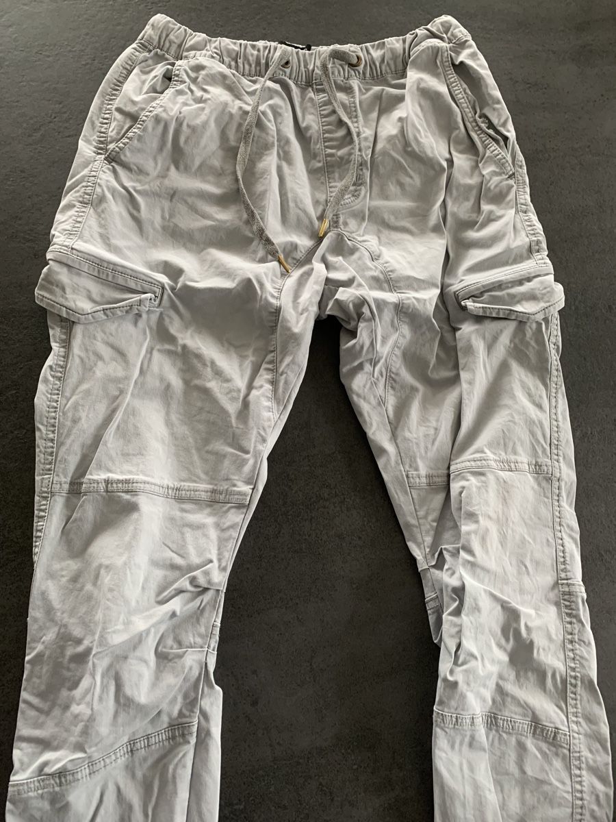 Pantalons: Indicode Jeans Cargo Hosen – D'occasion à Ins par luc_9s57 1