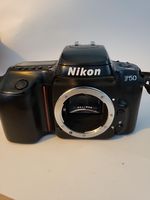 Nikon F50 analoge AF Spiegelreflexkamera Body #268