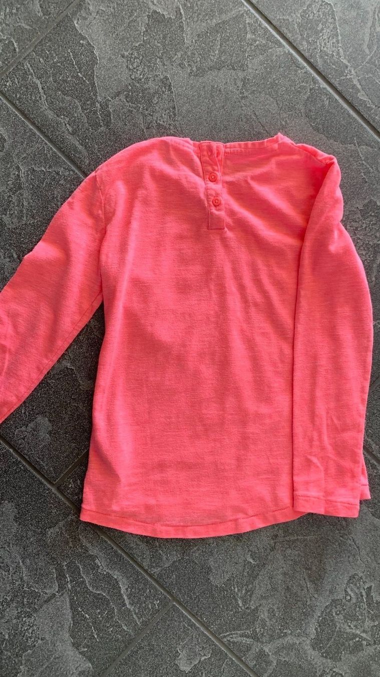 Camicette, T-shirt & Top: Sweatshirt Mädchen 7-8 J – Usato da Biel-Benken BL venduto da BelginE 2