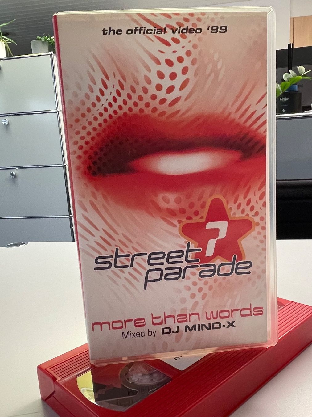Alle VHS: Street Parade Video – Gebraucht aus Muri b. Bern von AdidasCollector 5