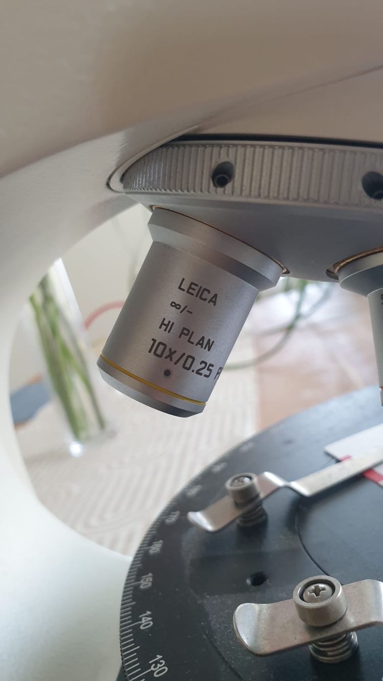 Leica Microscopi: Leica Mikroskop DM750P – Usato da St. Margrethen SG venduto da Niarn 9