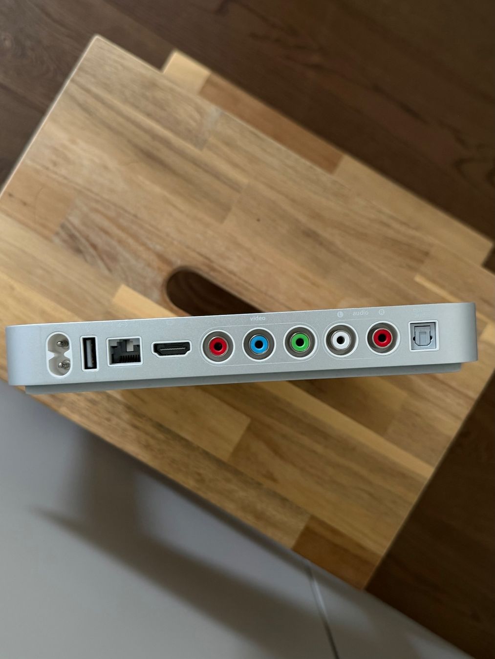 Apple Lecteur multimedia & Streamer: Apple TV (1. Generation) – D'occasion à Neuhaus SG par cynlo 1