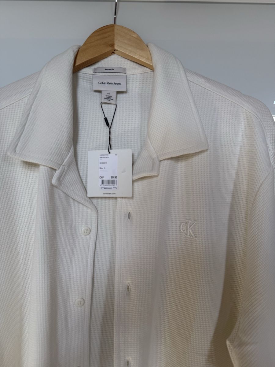 Calvin Klein Hemden: Calvin Klein Sommerhemd Neu // Gr. L – Neu und originalverpackt aus Wängi von can_kgq6 1