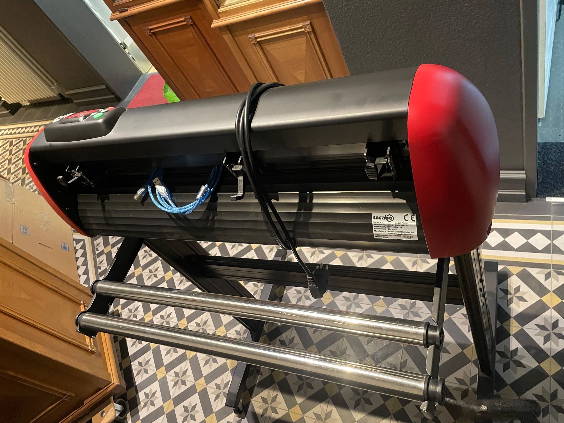 Stampanti: Secabo Schneideplotter C60III – funktionsfähig! – Usato da Luzern venduto da Chufli 1