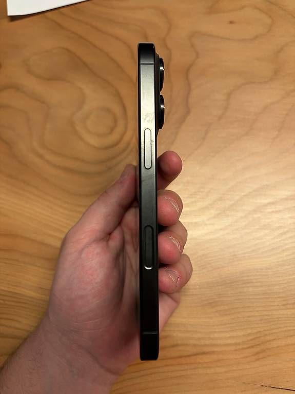 Apple Telefoni cellulari / Smartphones: iphone 16 pro 1Tb – Usato da Dino venduto da davide__V 4