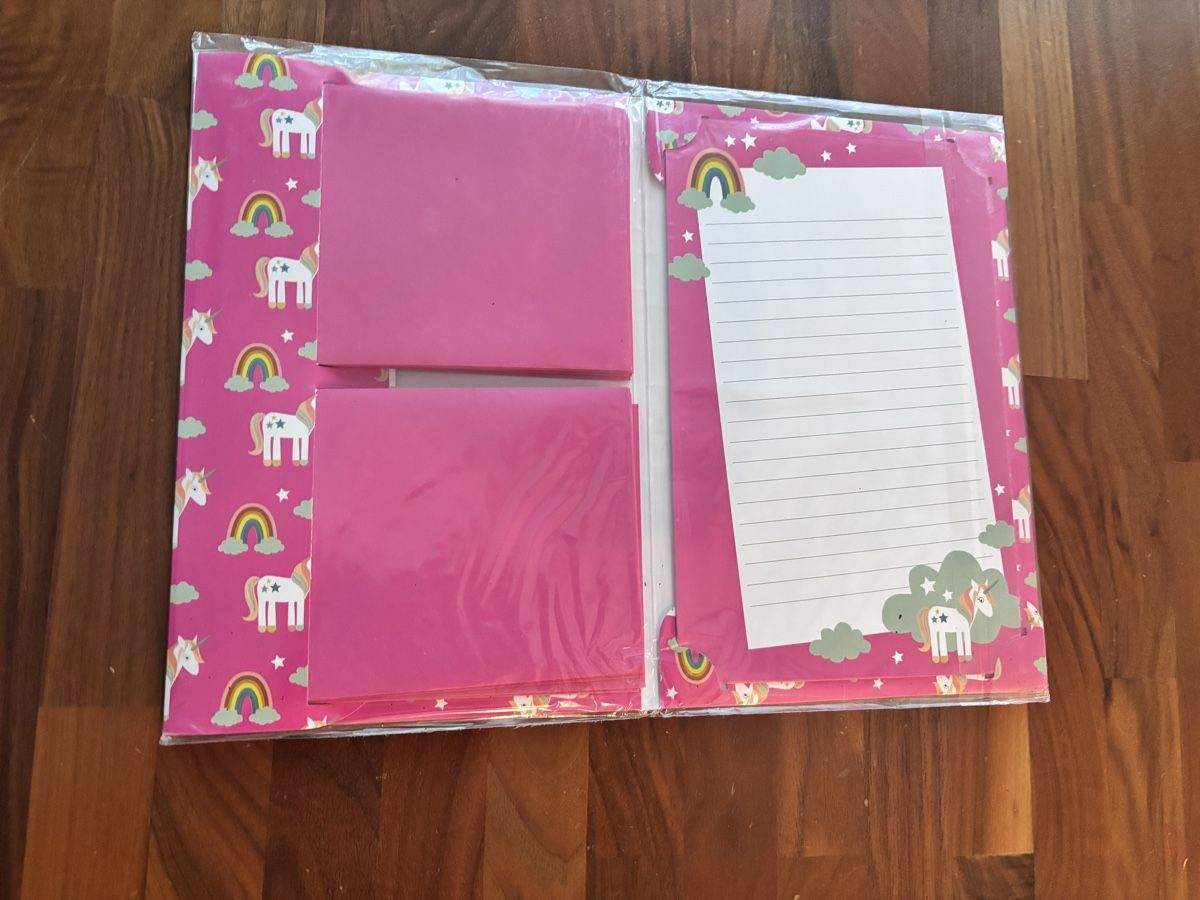 Carta: Briefpapier mit Einhörnern und Regenbogen, pink, neu – Nuovo e nell'imballaggio originale da Zürich venduto da engebrunau 1