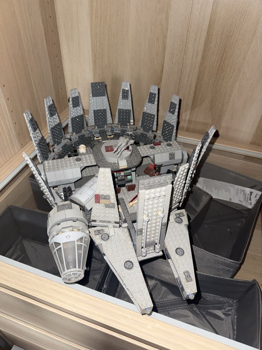 Lego Giocattoli: LEGO STAR WARS MILLENNIUM FALKE – Usato da Zürich venduto da LeonTil 1