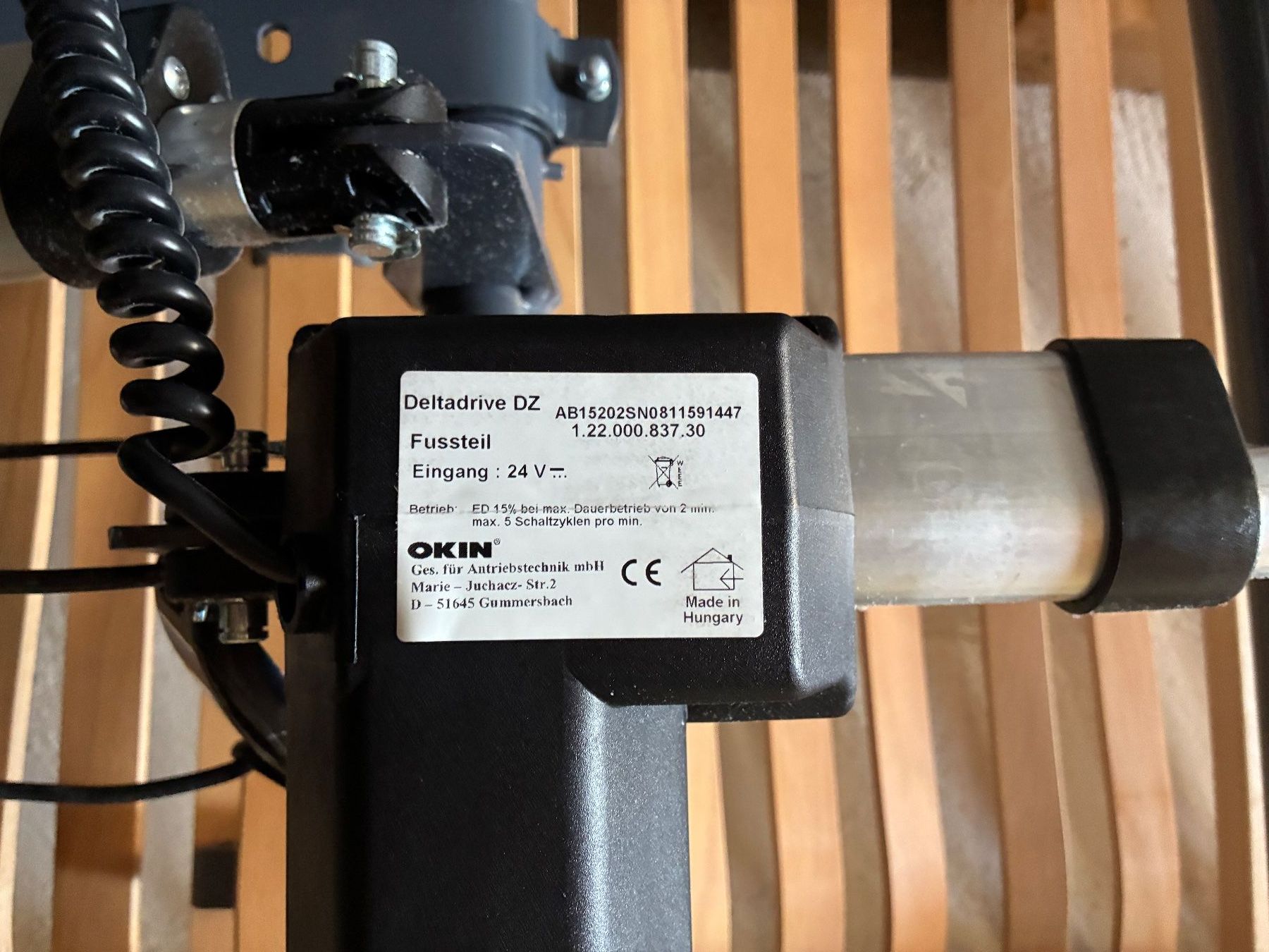 Letti: Pflegebett mit elektirschen Motoren – Usato da Wallisellen venduto da Rolfh 3