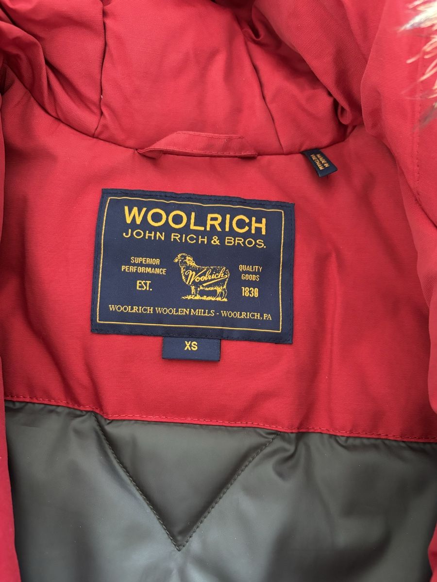 Woolrich Giacche: Woolrich Damenjacke Rot Grösse XS – Usato da Allschwil venduto da RamonaG93 2