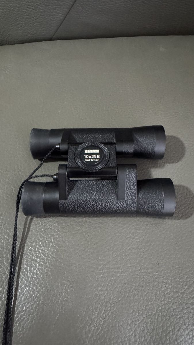 Zeiss Jumelles: ZEISS Fernglas 10x25B  – D'occasion à Zürich par beli_30 1