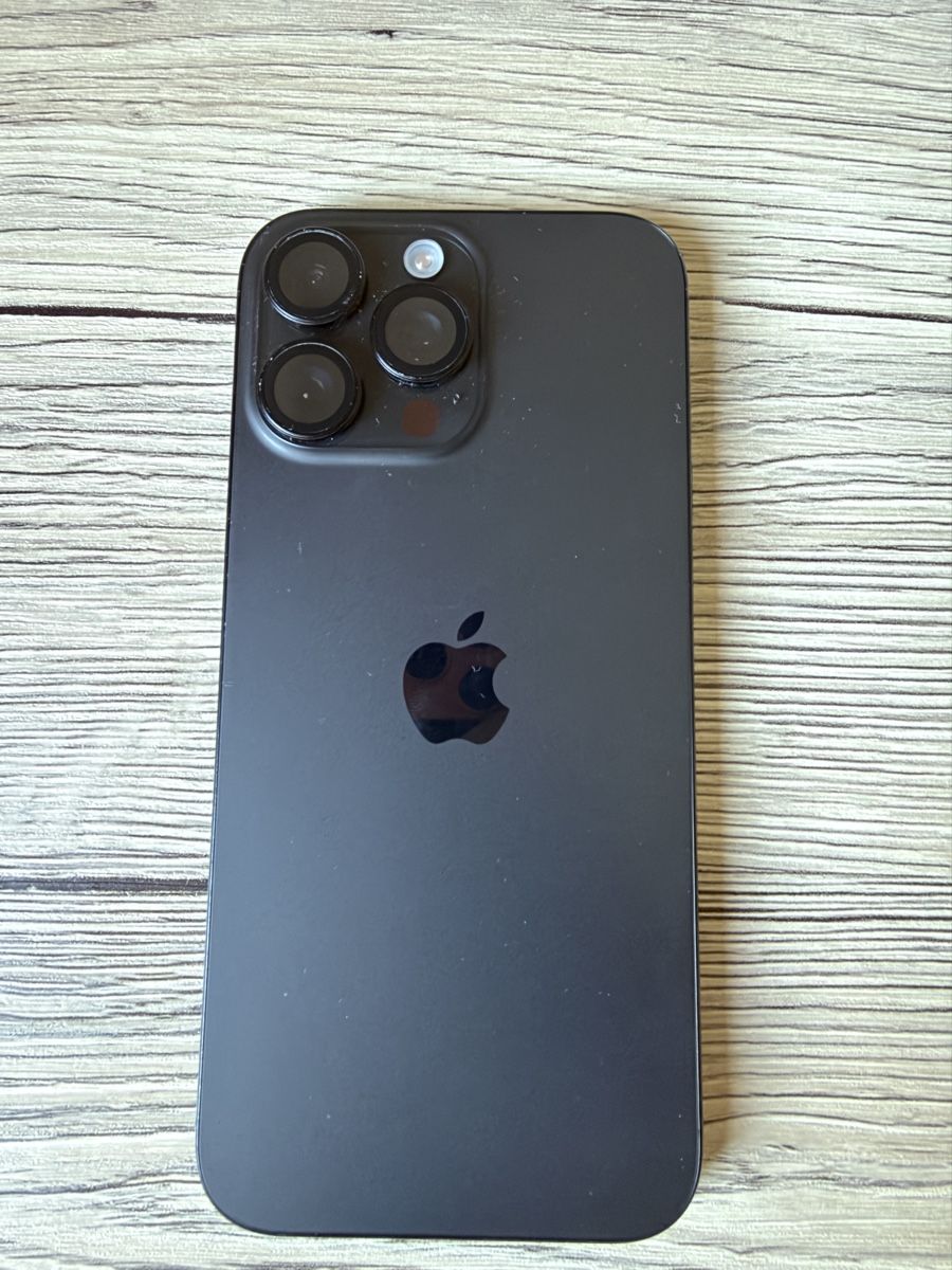 Apple Telefoni cellulari / Smartphones: Iphone 16 pro max, esim only, graphit, 256gb, 90% – Usato da Chur venduto da d_c_x9pk 3