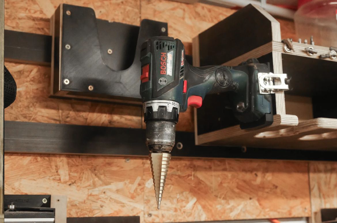 Bosch Tous les outils: Bosch Professional - 18V Werkzeughalter – Neuf avec emballage d'origine à Luzern par Vi-Print