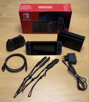 Nintendo Switch Konsole grau gebraucht mit Zubehoer