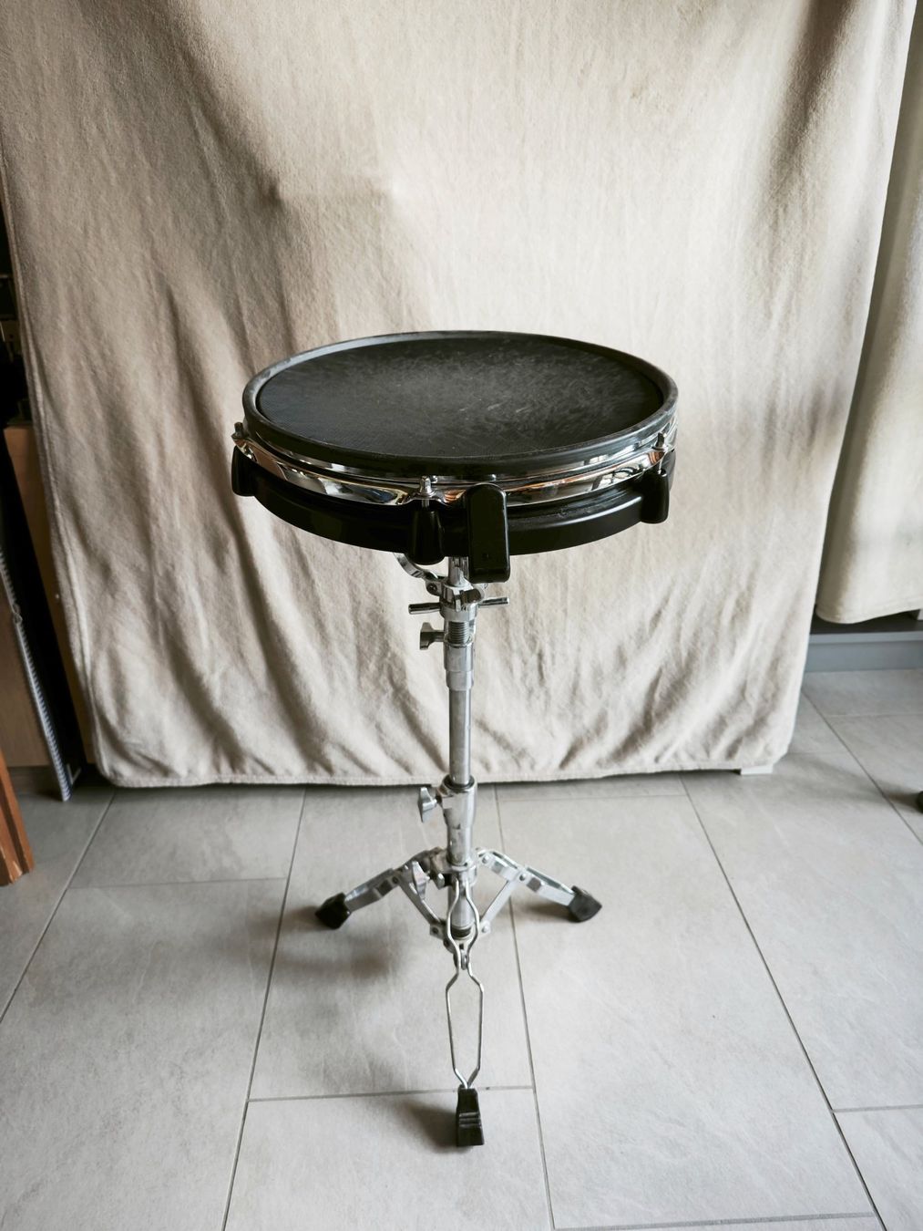 Strumenti musicali: Schlagzeug E-Drum FAME mit Zubehör – Usato da Winterthur venduto da Amboss538 8