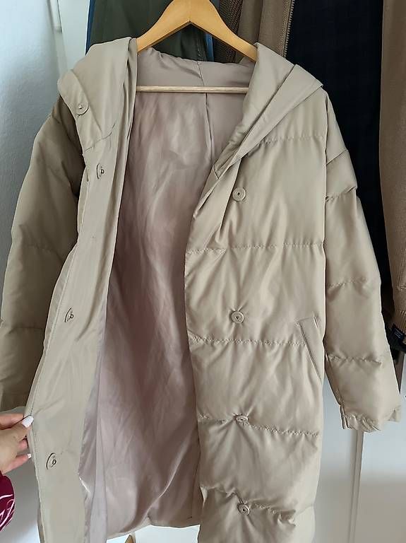 Jacken: Lange schöne dicke Jacke Größe M – Gebraucht aus Zürich von sok_p7zx 1