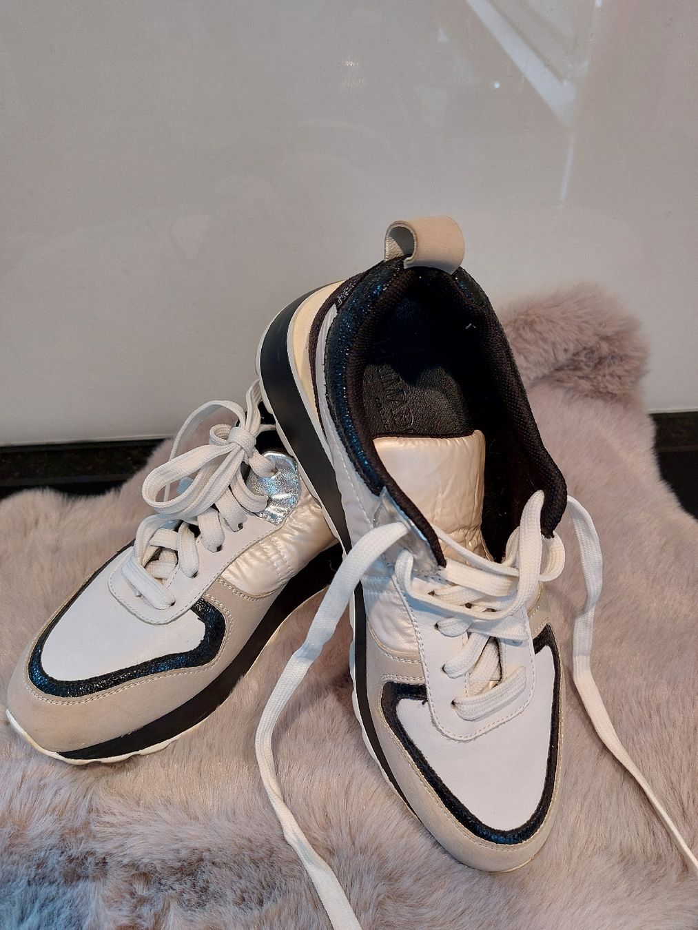 Damenschuhe: Mega Hingucker Sneaker Gr.38 – Gebraucht aus Balsthal von Trendline55 1