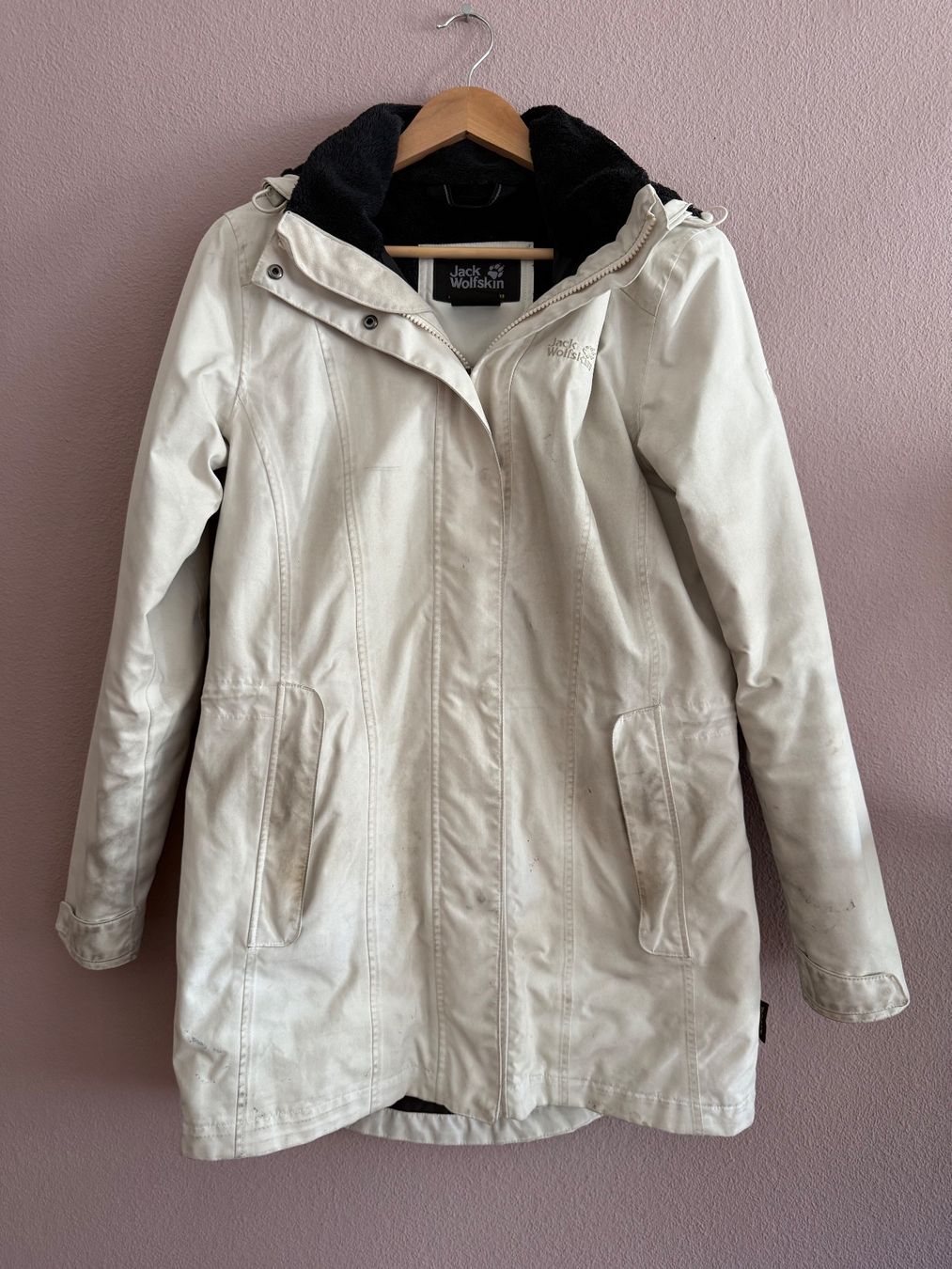 Jack Wolfskin Giacche: Jack Wolfskin Winterjacke Weiss Grösse S – Usato da Basel venduto da Ninja.11 1